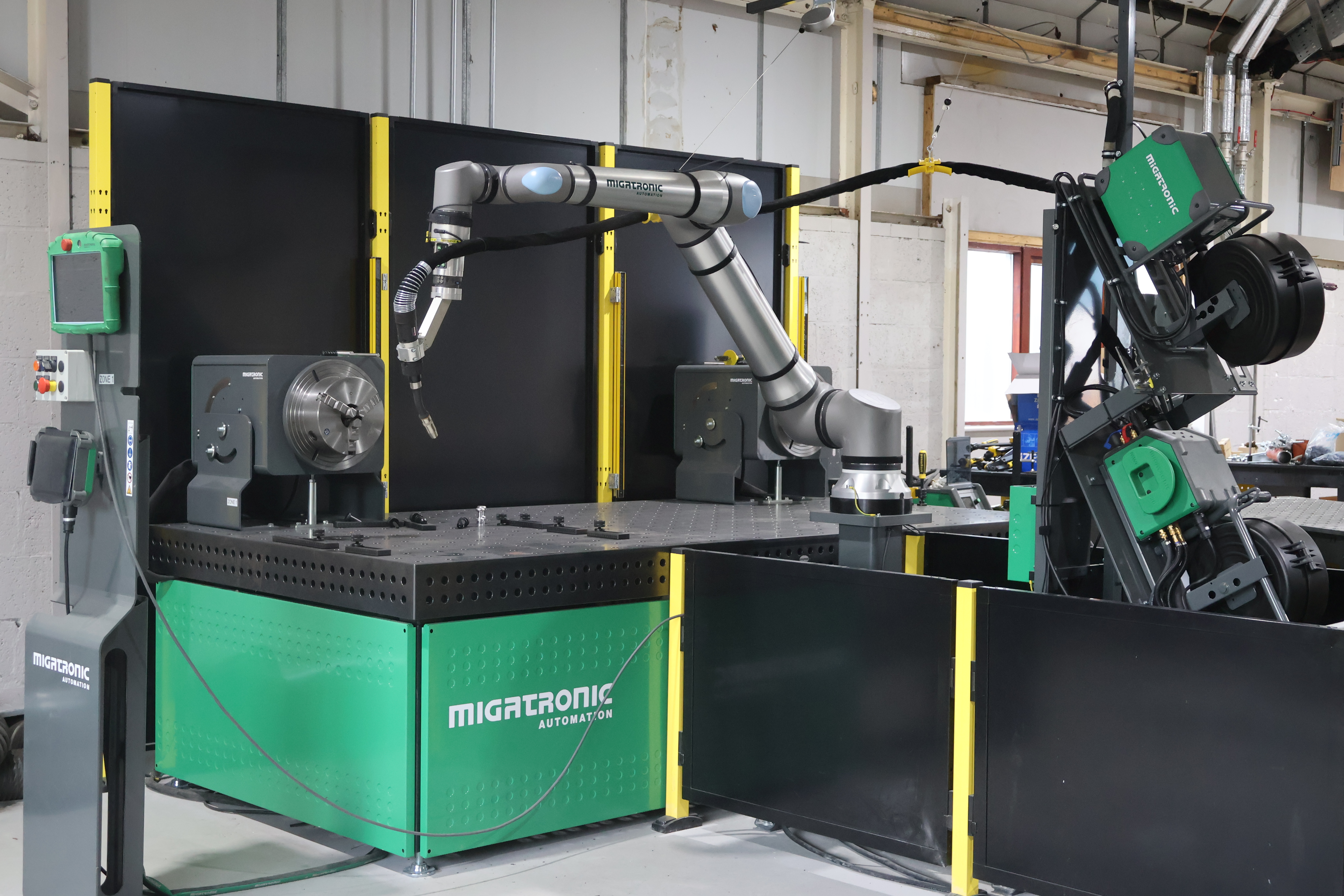 Ri Cruden Robotic Welder